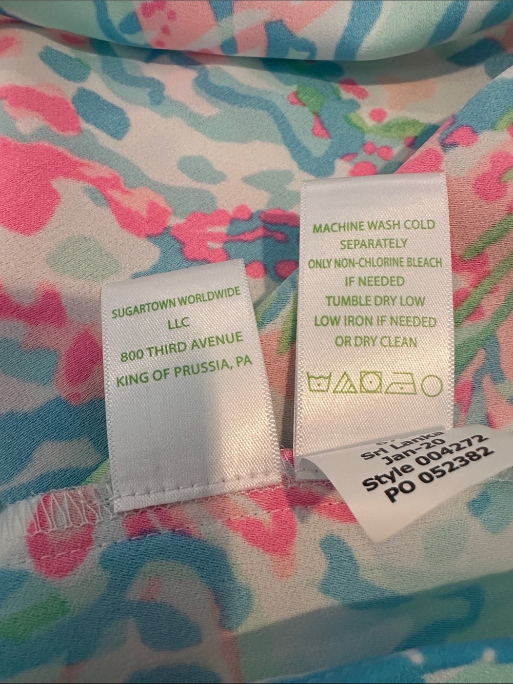 Lilly Pulitzer stretch Romper - Picture 5 of 6